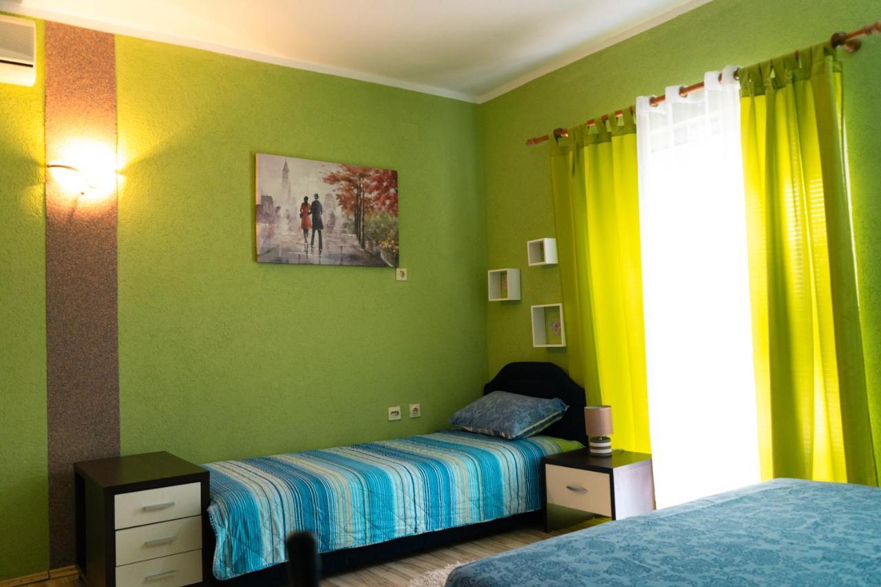 טיווט Apartments Marijana מראה חיצוני תמונה