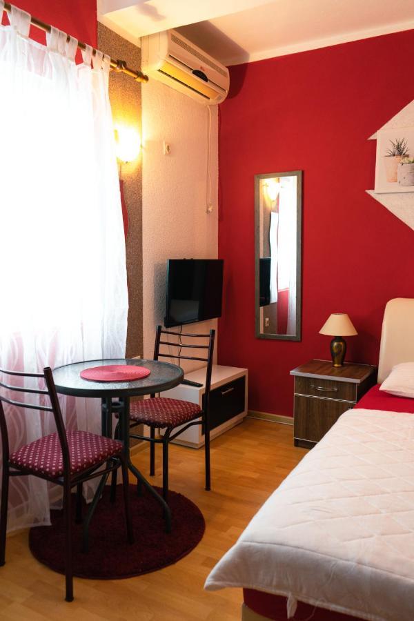 טיווט Apartments Marijana מראה חיצוני תמונה