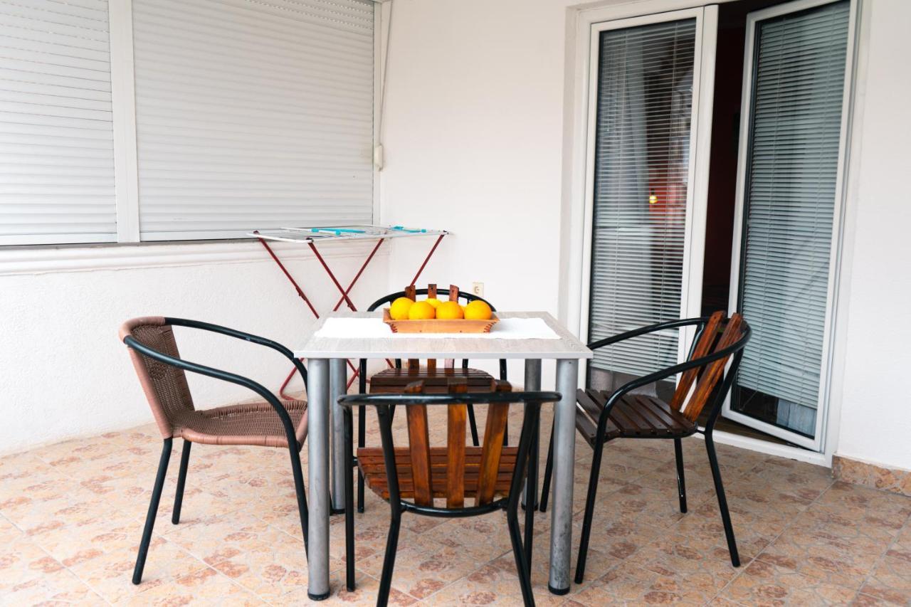 טיווט Apartments Marijana מראה חיצוני תמונה