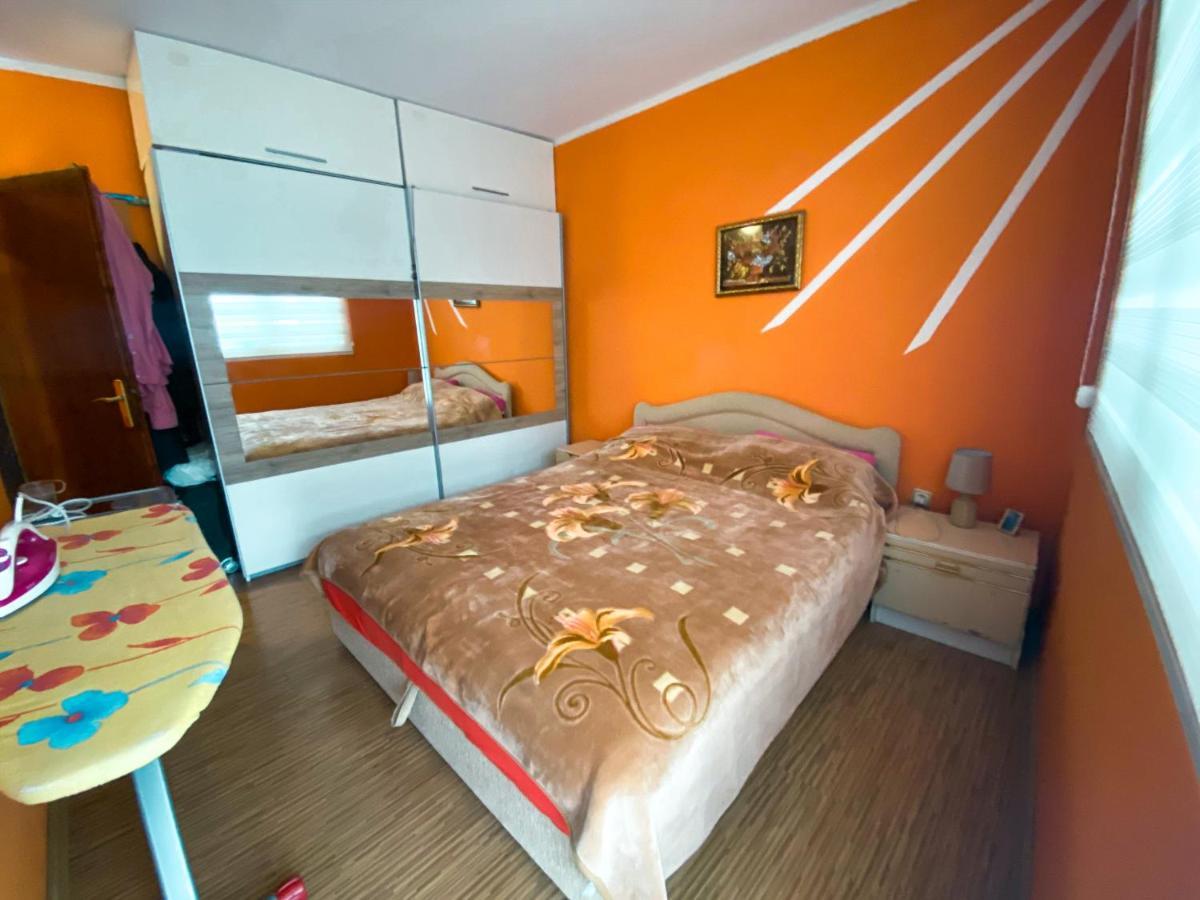 טיווט Apartments Marijana מראה חיצוני תמונה