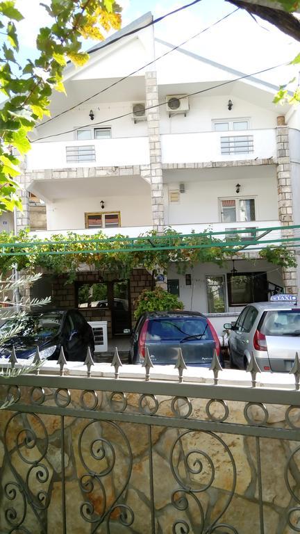 טיווט Apartments Marijana מראה חיצוני תמונה