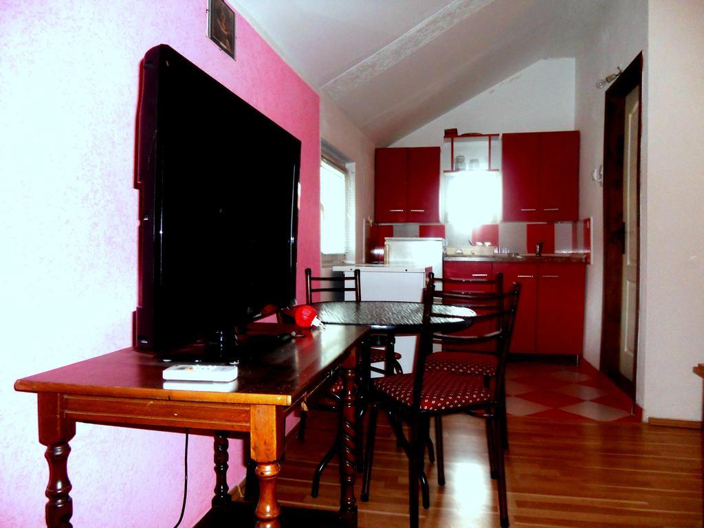 טיווט Apartments Marijana מראה חיצוני תמונה